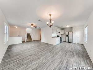 Foto del edificio - 7315 Booker Bay