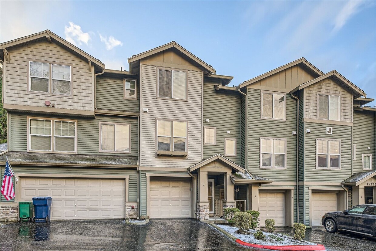 Primary Photo - Stunning Three-Story Townhome w/ Attached ...