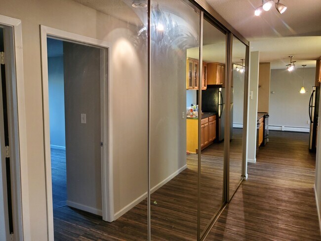 Building Photo - 4130 Rahn Rd