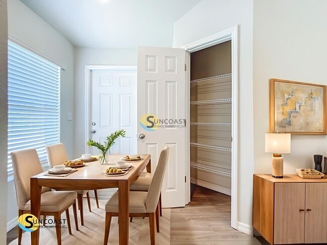 Foto del edificio - 11399 Poplin Ave