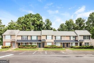 Building Photo - 428 WI Pkwy