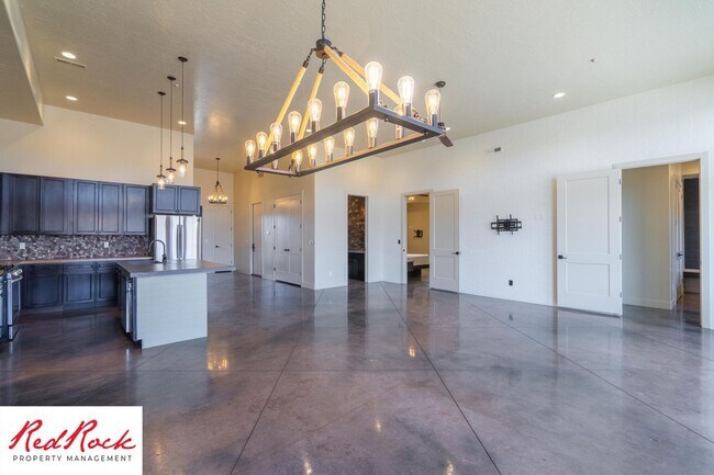 Foto del edificio - 4 Bedroom Luxury Home Near Sand Hollow