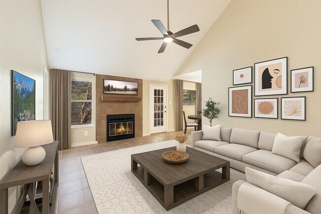 Foto del edificio - 6808 Luckenbach Ln