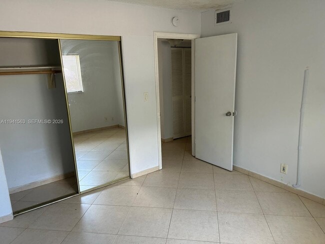 Foto del edificio - 1111 SW 4th St