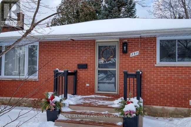 Building Photo - 341 Vesta Rd