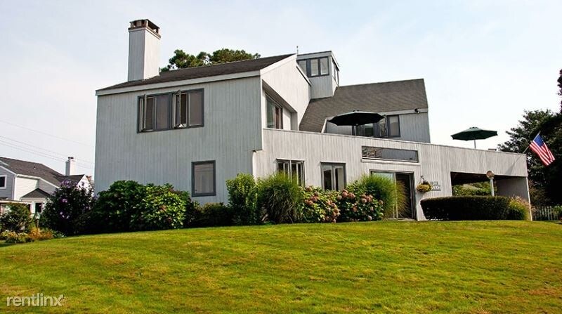 Primary Photo - 4 br, 3.5 bath House - 244 W Shore Ave