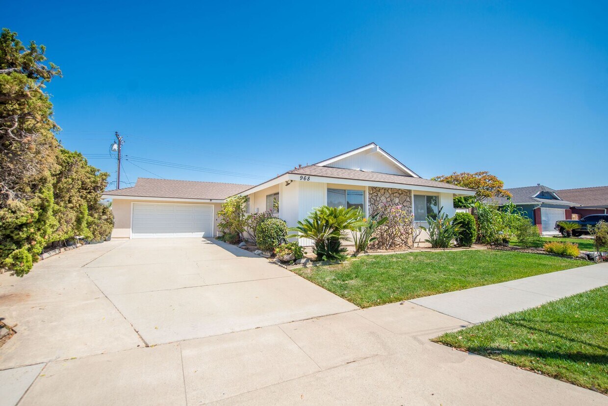 Foto principal - 968 Paularino Costa Mesa