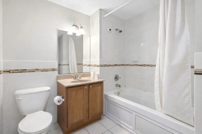 Foto del edificio - 612 12th St