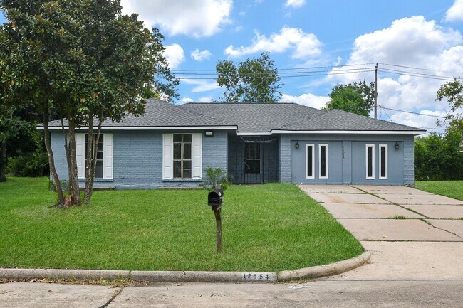 Foto del edificio - 12654 Monarch Rd