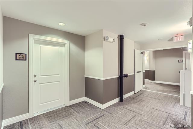 Building Photo - 9019 E Panorama Cir