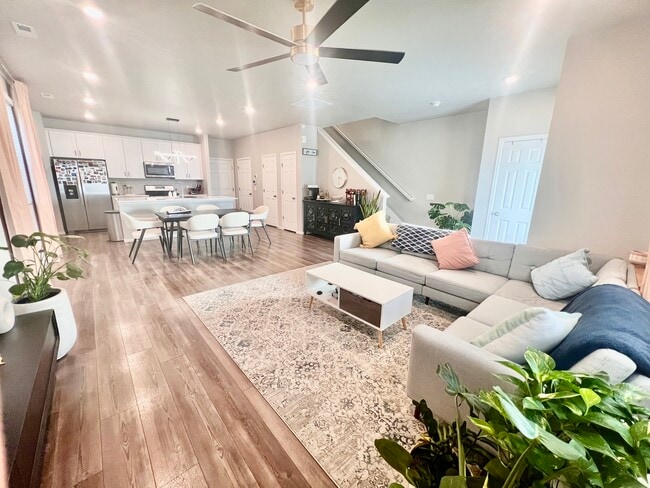 Foto del edificio - 12248 Dairy St