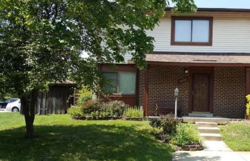 Primary Photo - 7512 Woodbine Dr