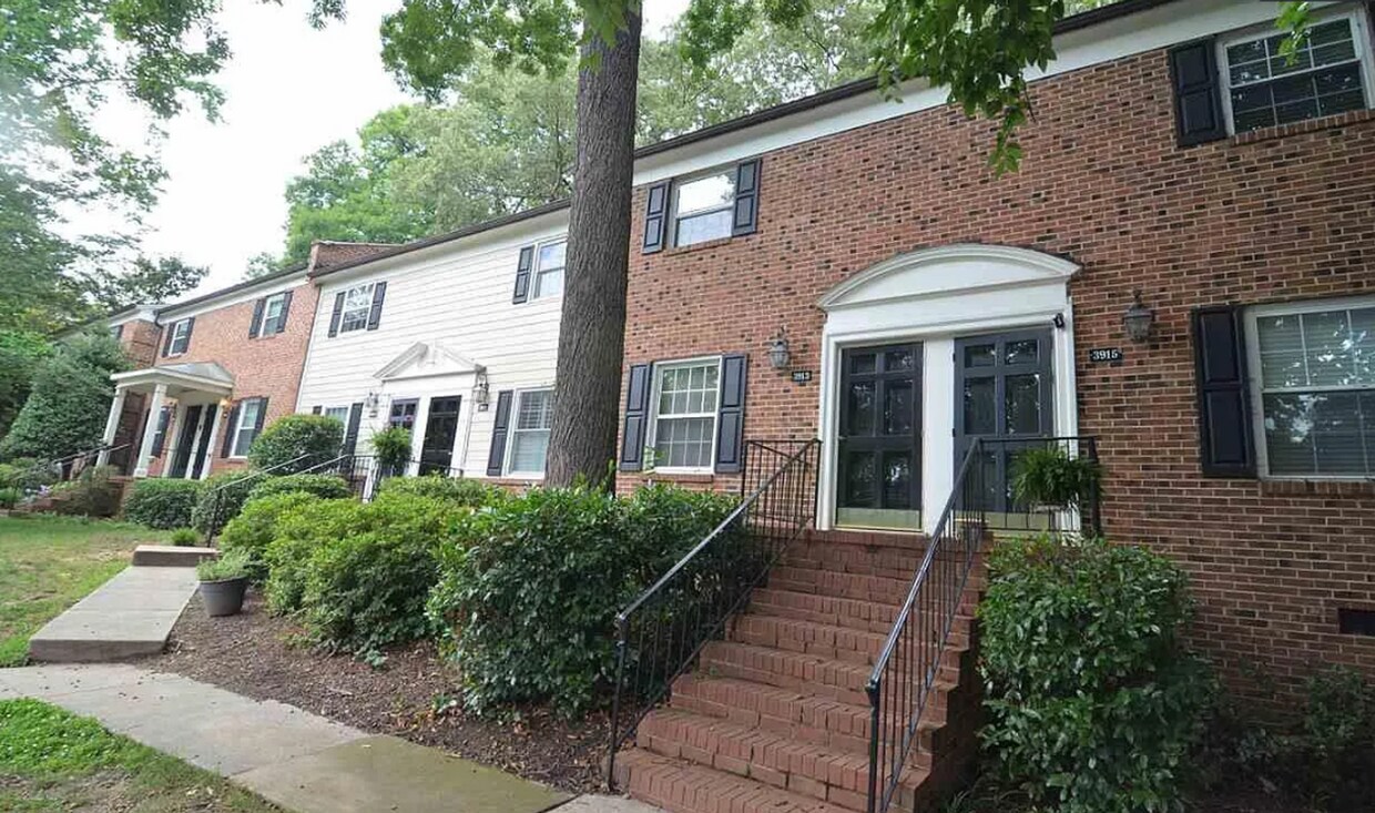 Foto principal - New Listing - Available Now!