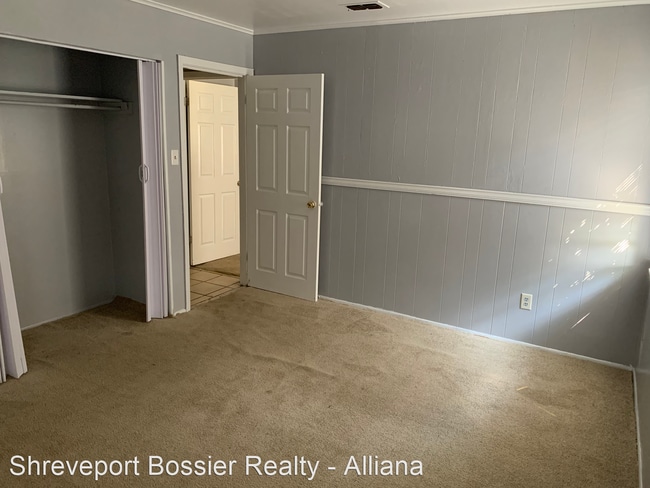 Building Photo - 4 br, 2 bath House - 3521 Valley View Drive