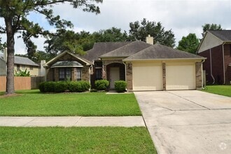 Building Photo - 2029 Reef Dr