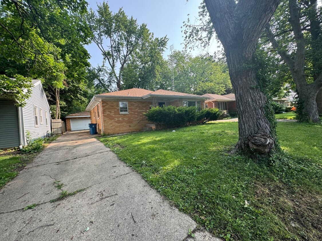 Foto principal - Jerome's Jewel: 3 Bed/1.5 Bath Home with E...