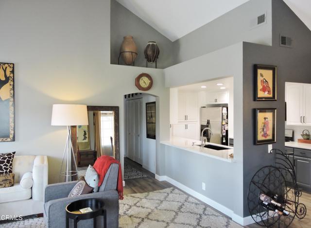 Foto del edificio - 650 Ivywood Ln