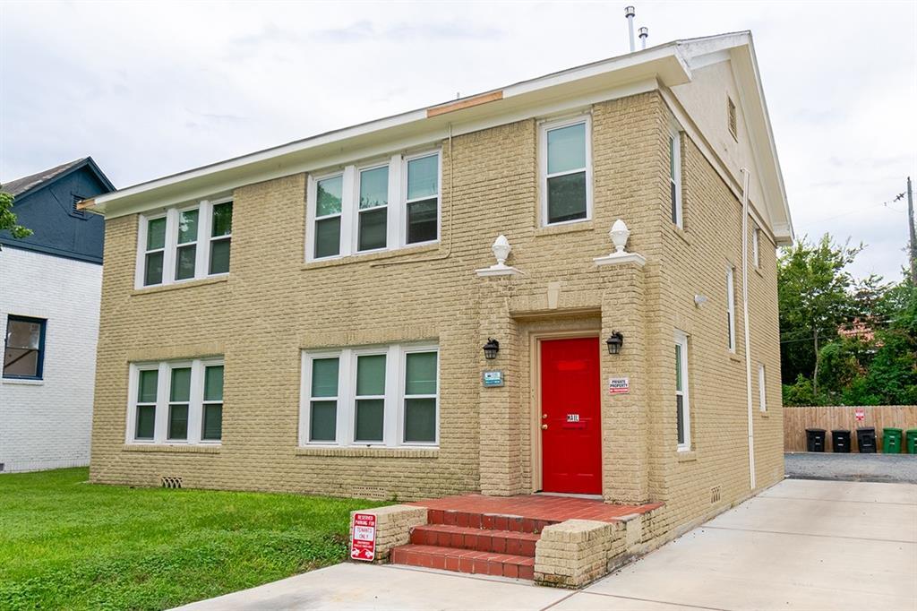 Foto principal - 2616 Rosedale St