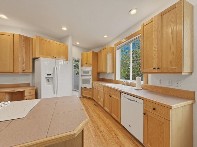 Foto del edificio - 4324 Clay Commons Ct