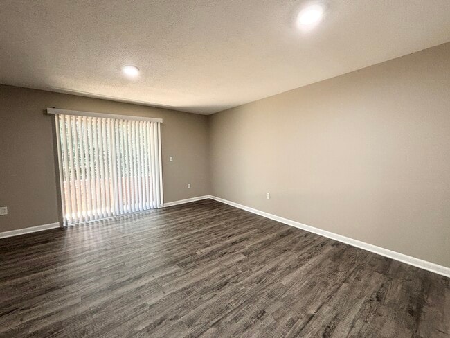 Building Photo - Parkside at Fairview
