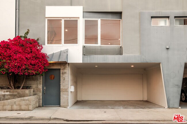 Building Photo - 691 Mildred Ave