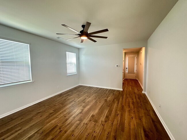 Foto del edificio - 4 Br/2.5 Bth in The Watergrass Community