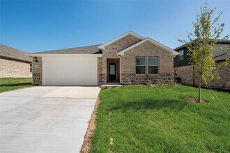 Building Photo - 2729 Nene St