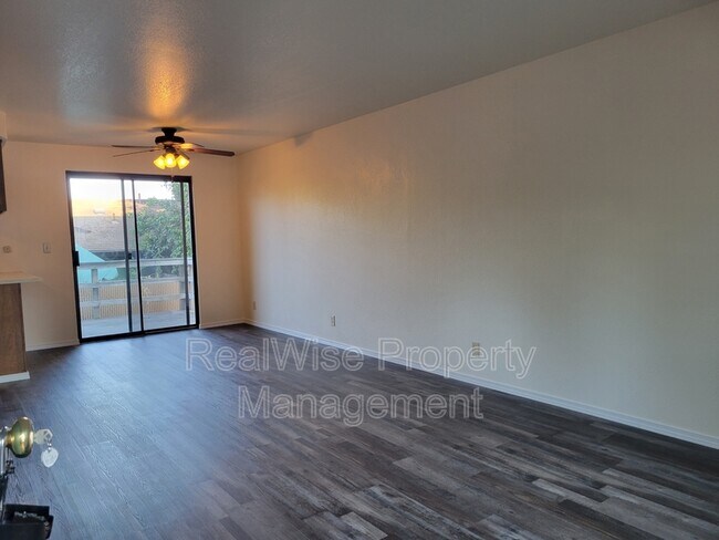 Foto del edificio - 146 Southridge Way