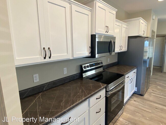 Building Photo - 3 br, 2.5 bath House - 9626 W Broek Dr