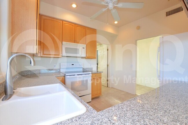 Building Photo - 11880 N Saguaro Blvd