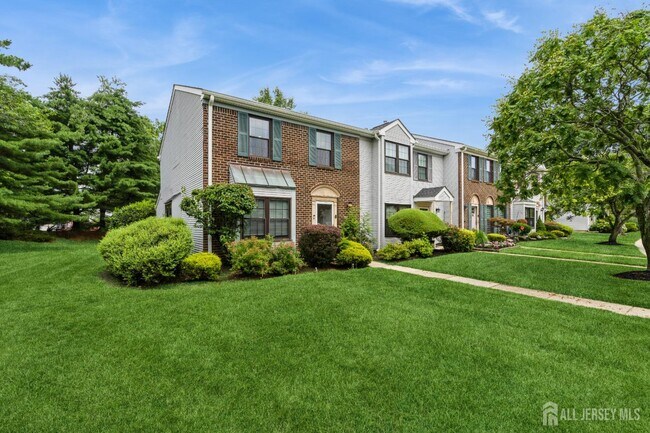 Foto del edificio - 391 Danbury Ln