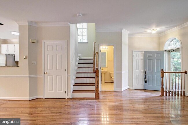 Foto del edificio - 8864 Briarcliff Ln