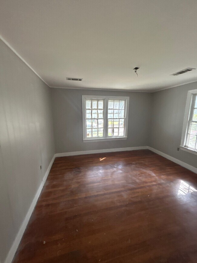 Foto del edificio - 419 Valley St