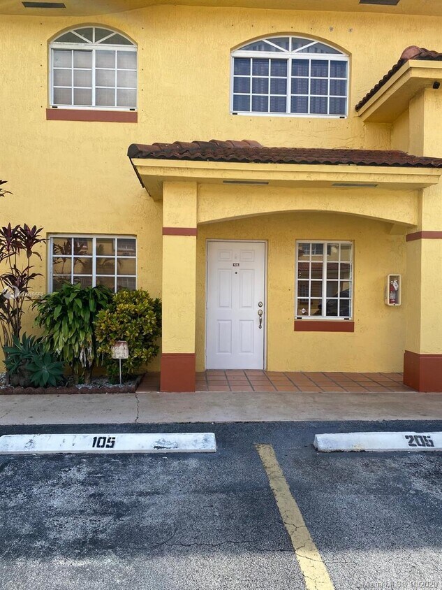 Primary Photo - 7512 W 20th Ave