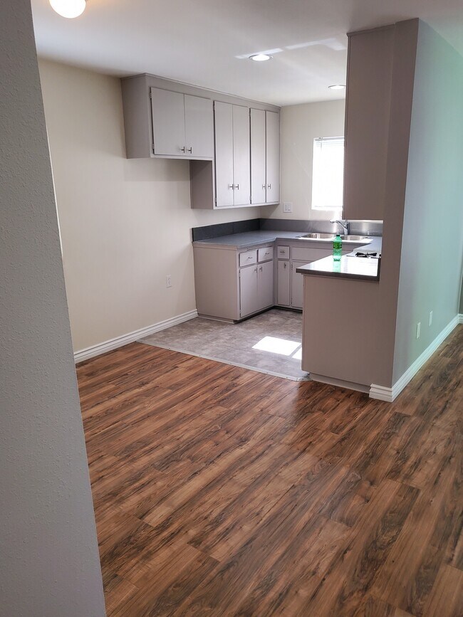 Foto del edificio - 1342 251st St