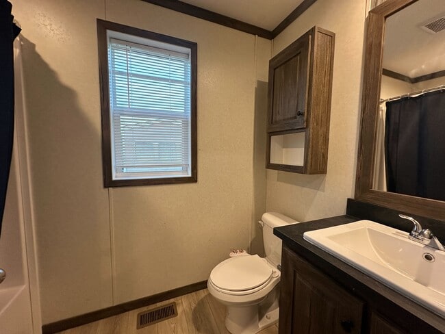 Building Photo - 76 E U.S. Hwy 6