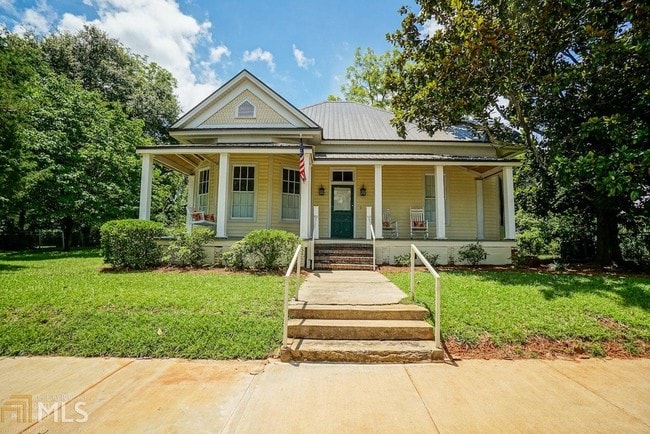 Foto del edificio - 321 E Main St