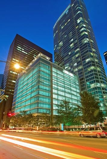 Foto del edificio - 345 E Ohio St