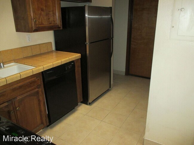 Building Photo - 2 br, 2 bath House - 5783 N Monte #1