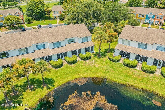Foto del edificio - 12311 Kensington Lakes Dr