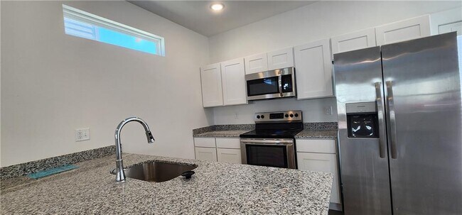 Foto del edificio - 871 Boardwalk Ave