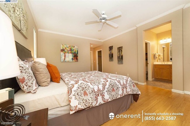 Building Photo - 3 br, 2 bath Duplex - 6396 Sussex Ct