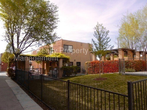 Primary Photo - 12621 Lomas Blvd NE