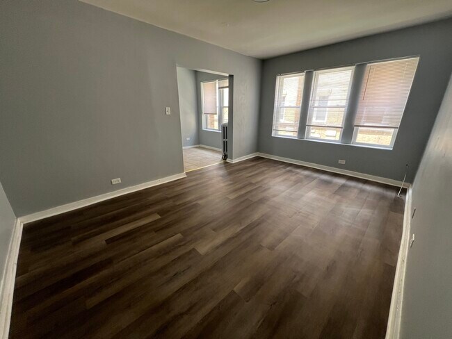 Foto del edificio - 350 W 74th St