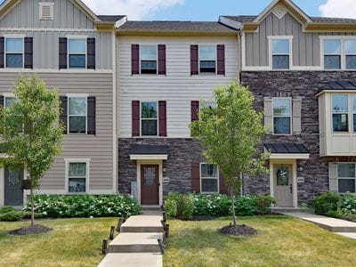 Building Photo - 448 Fairmont Dr