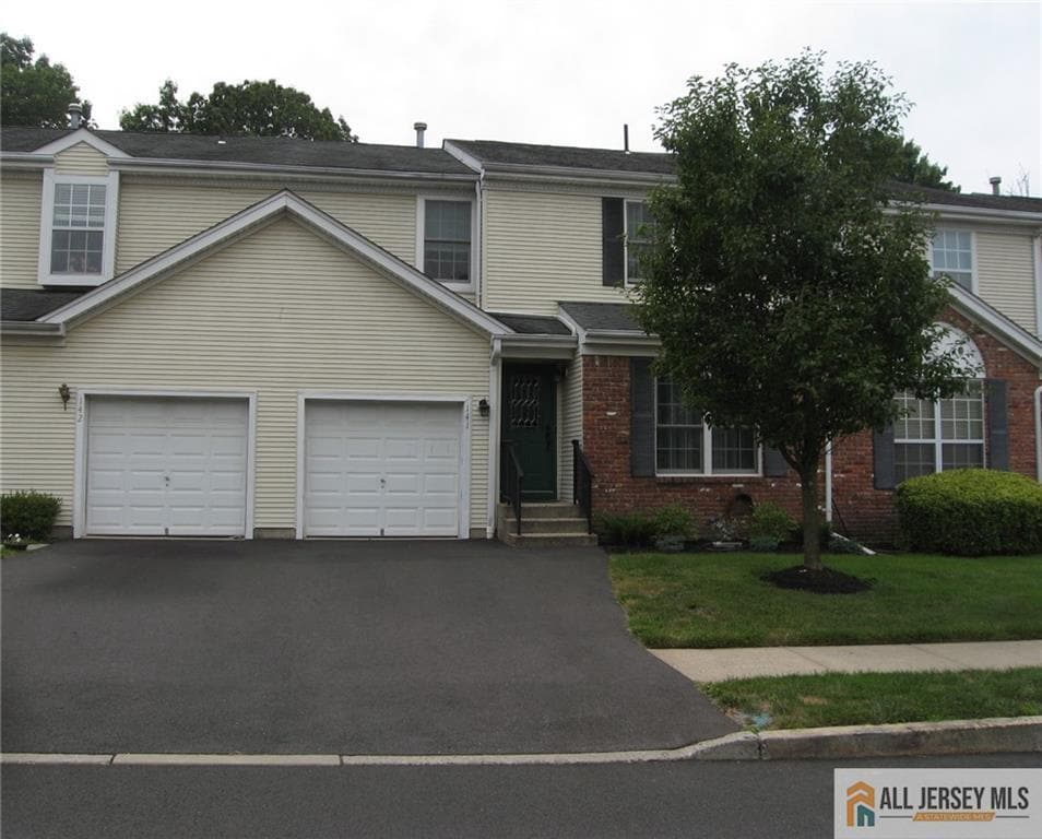 Primary Photo - 141 Grantham Dr