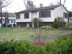 Primary Photo - 81 Mohican St