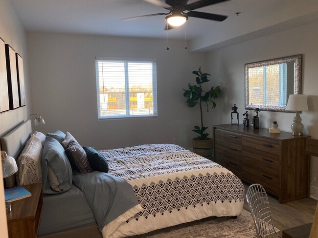 Interior Photo - The Flats Off Madison