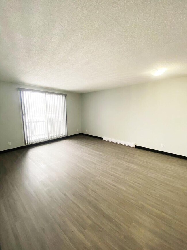 Building Photo - 1 bedroom in Prince George BC V2L 2N3