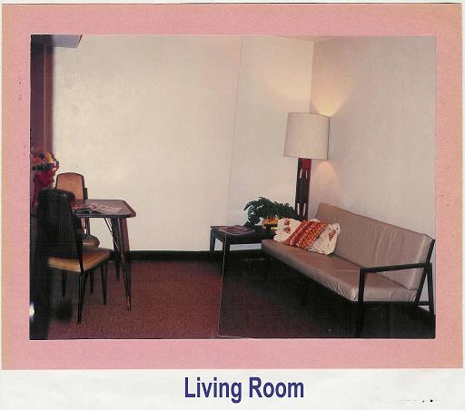 Living Room - 2588 Kuhio Ave